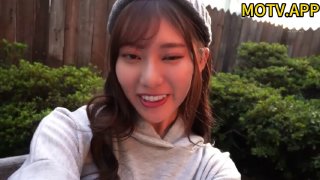 80多斤红唇小姐姐！苗条身材白丝美腿！特写粉嫩小穴，翘起屁股拍打，性感极度诱惑